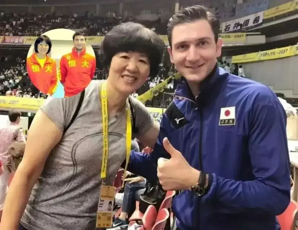 其女排, 的北窗绢音