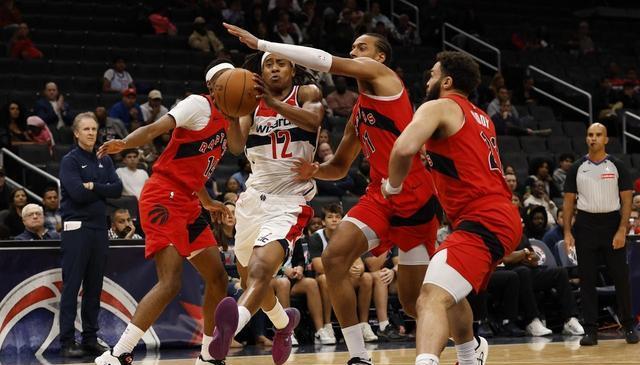 狂庆祝, 惠特莫尔替, DC